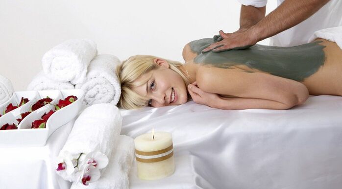 rubbing with clay as a means of treating osteochondrosis